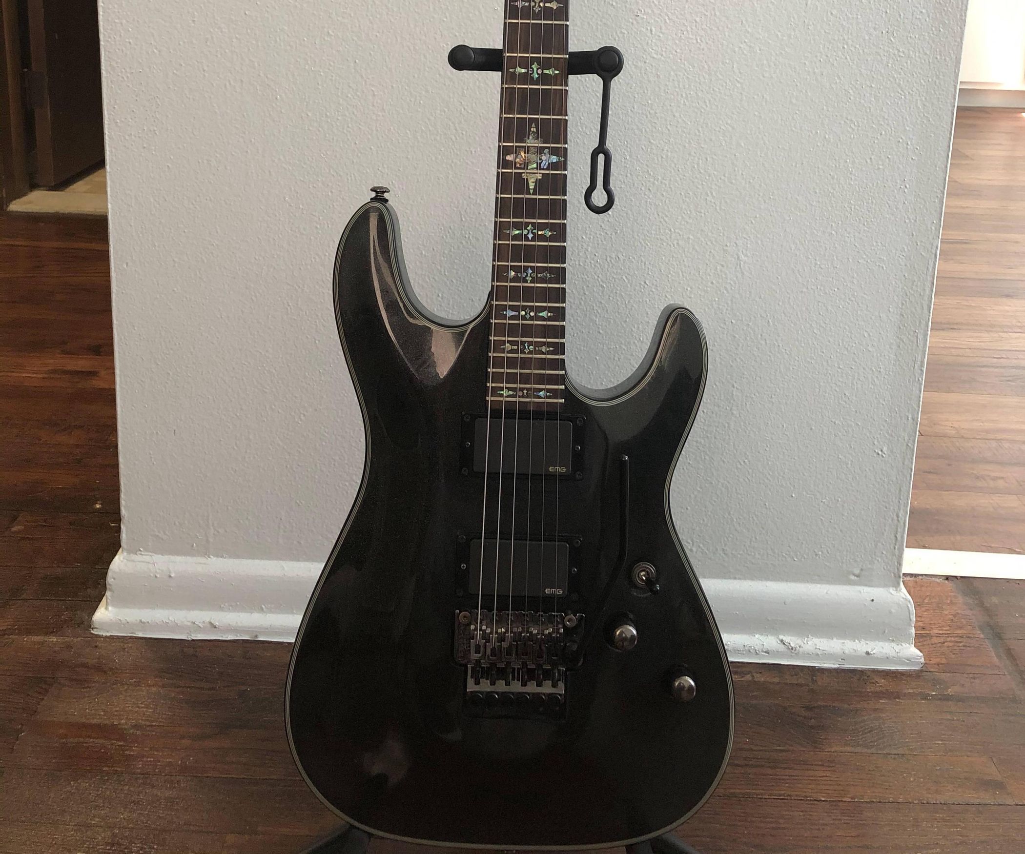 How to Change Strings on Floyd Rose Guitar 13 Steps (with Pictures