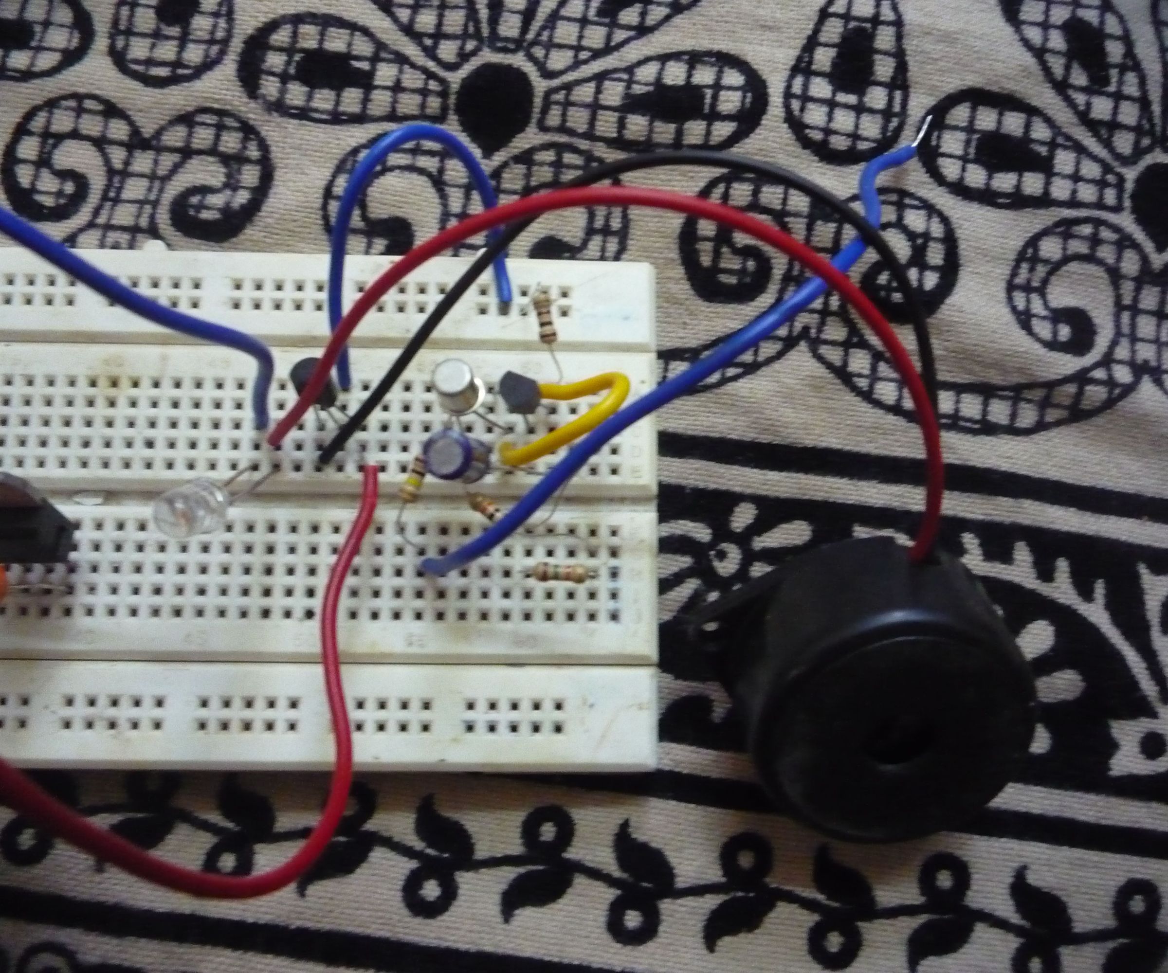 Noise Making AC Current Sensor