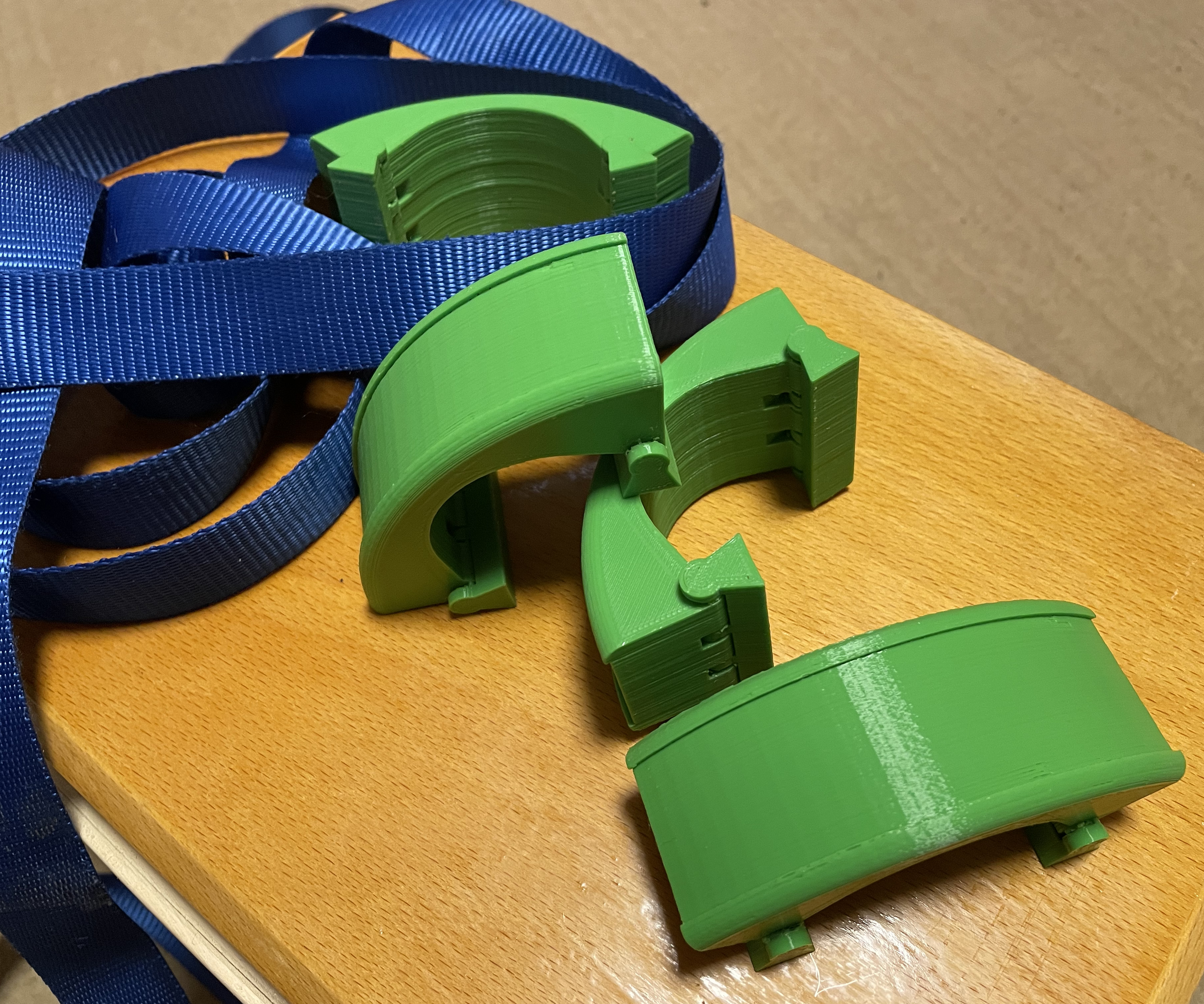 3D Printed Ratcheting Band Clamp for Woodworking