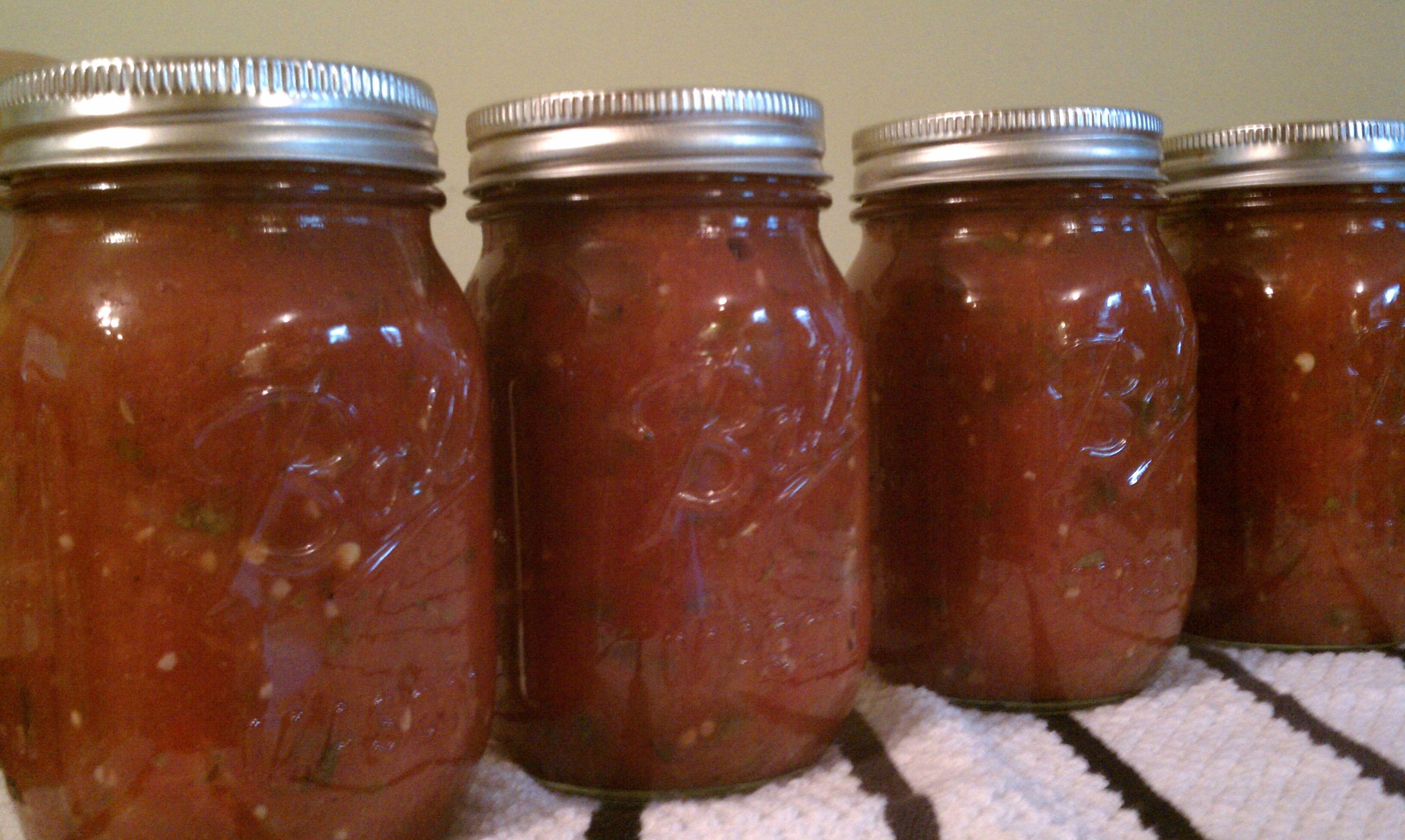 How to Can: Homemade Salsa