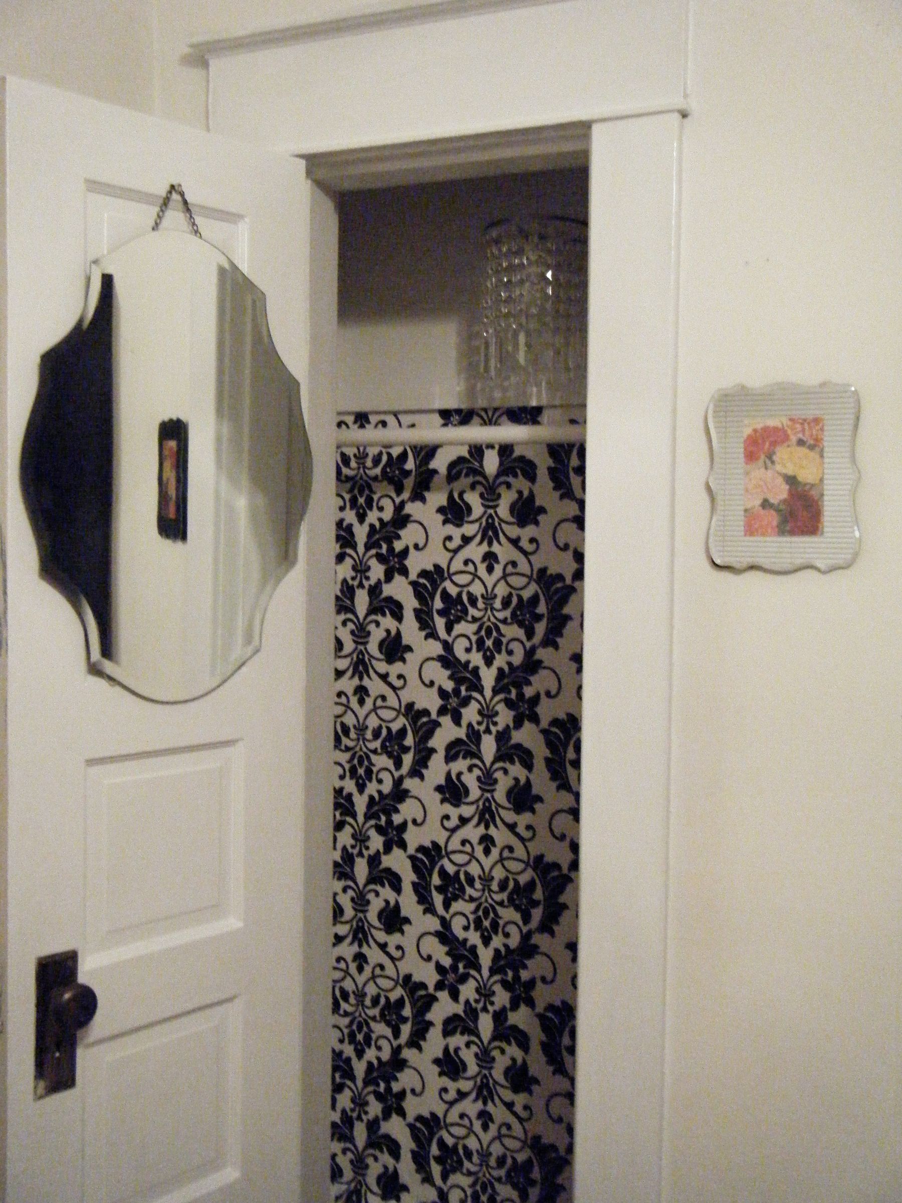 How to Turn Your Closet in to a Boutique - Oh La La