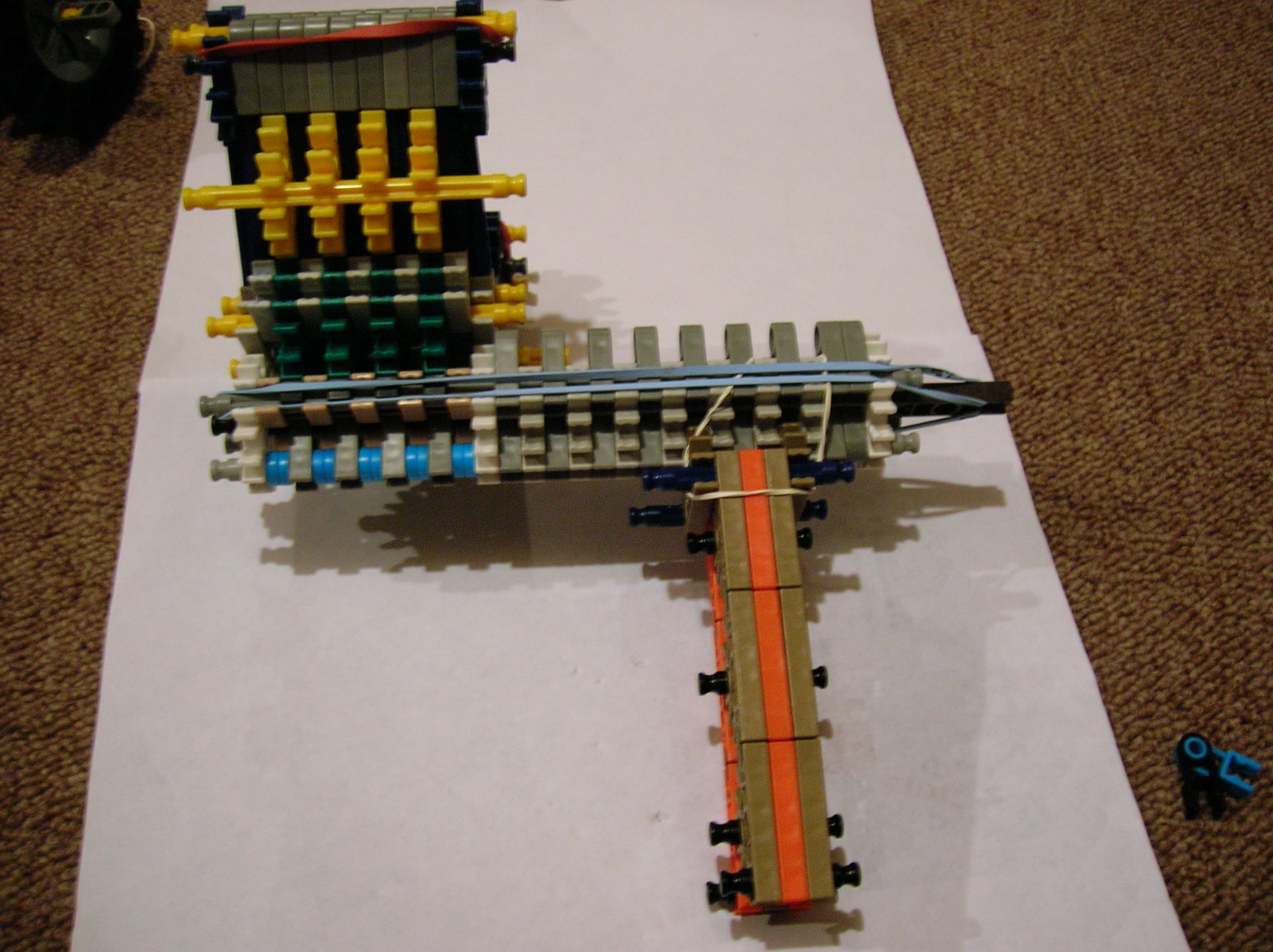 Knex Gun/Pistol With Dual Loading Magazines