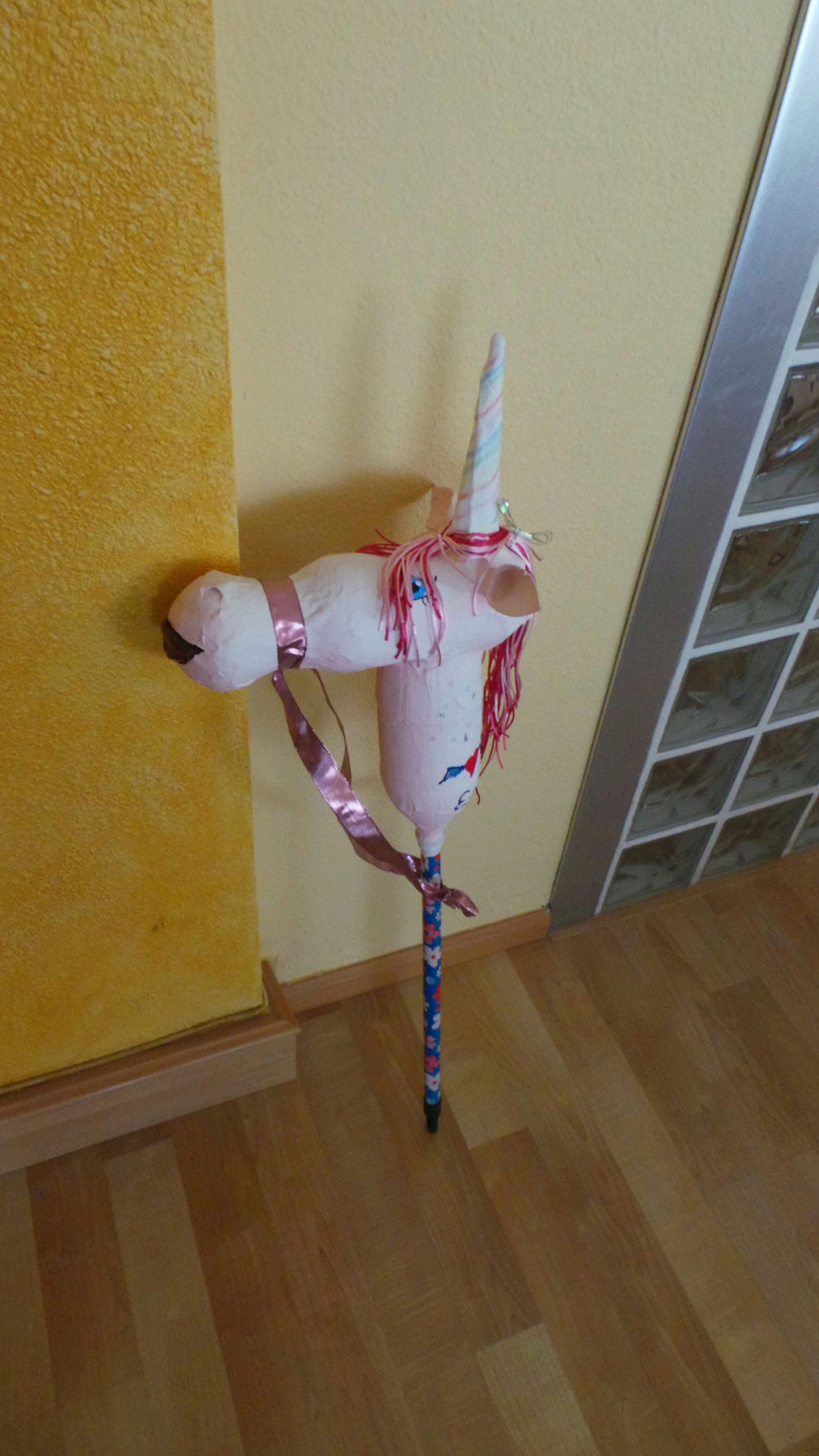 Unicornio De  Juguete / Unicorn Toy Stick  