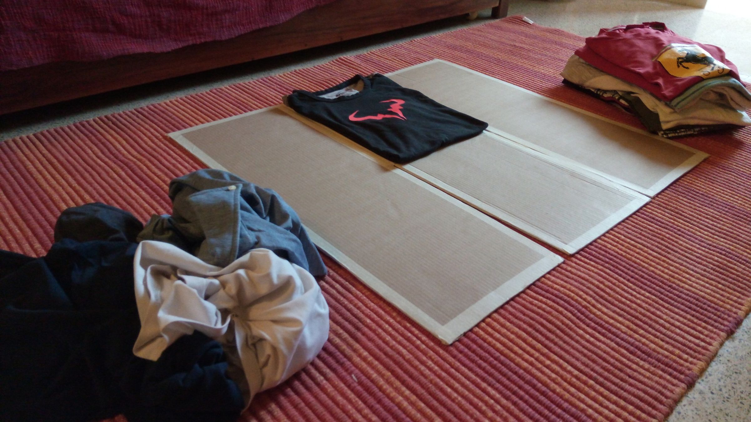 A Cardboard Device THE SHIRT FOLDER 6 Steps (with Pictures