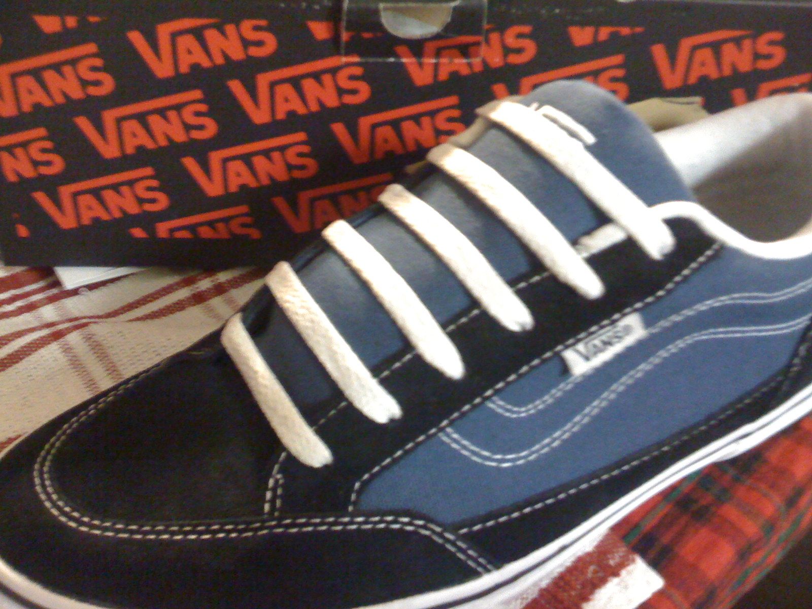 How to Lace Shoelaces Bar Style 3 Steps Instructables