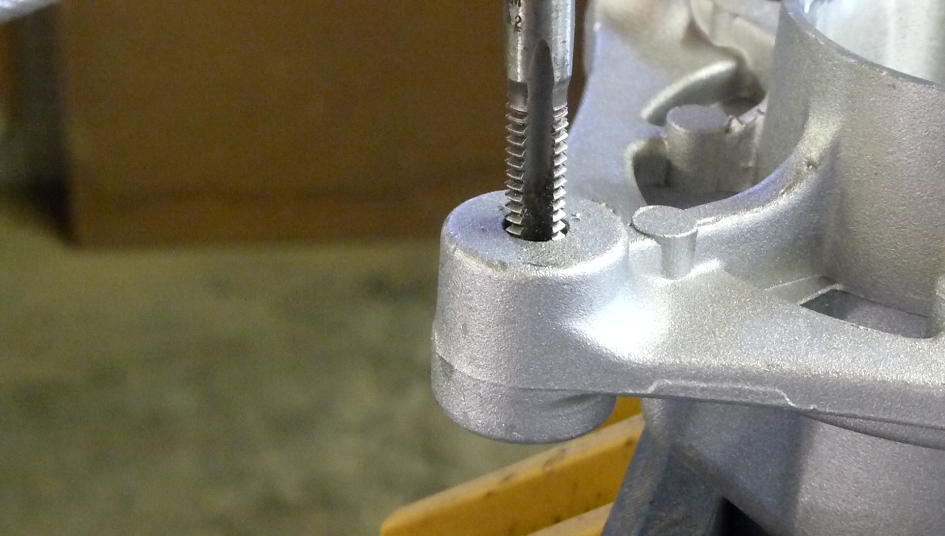 Tapping Threads in Aluminum Spindle 4 Steps (with Pictures) Instructables