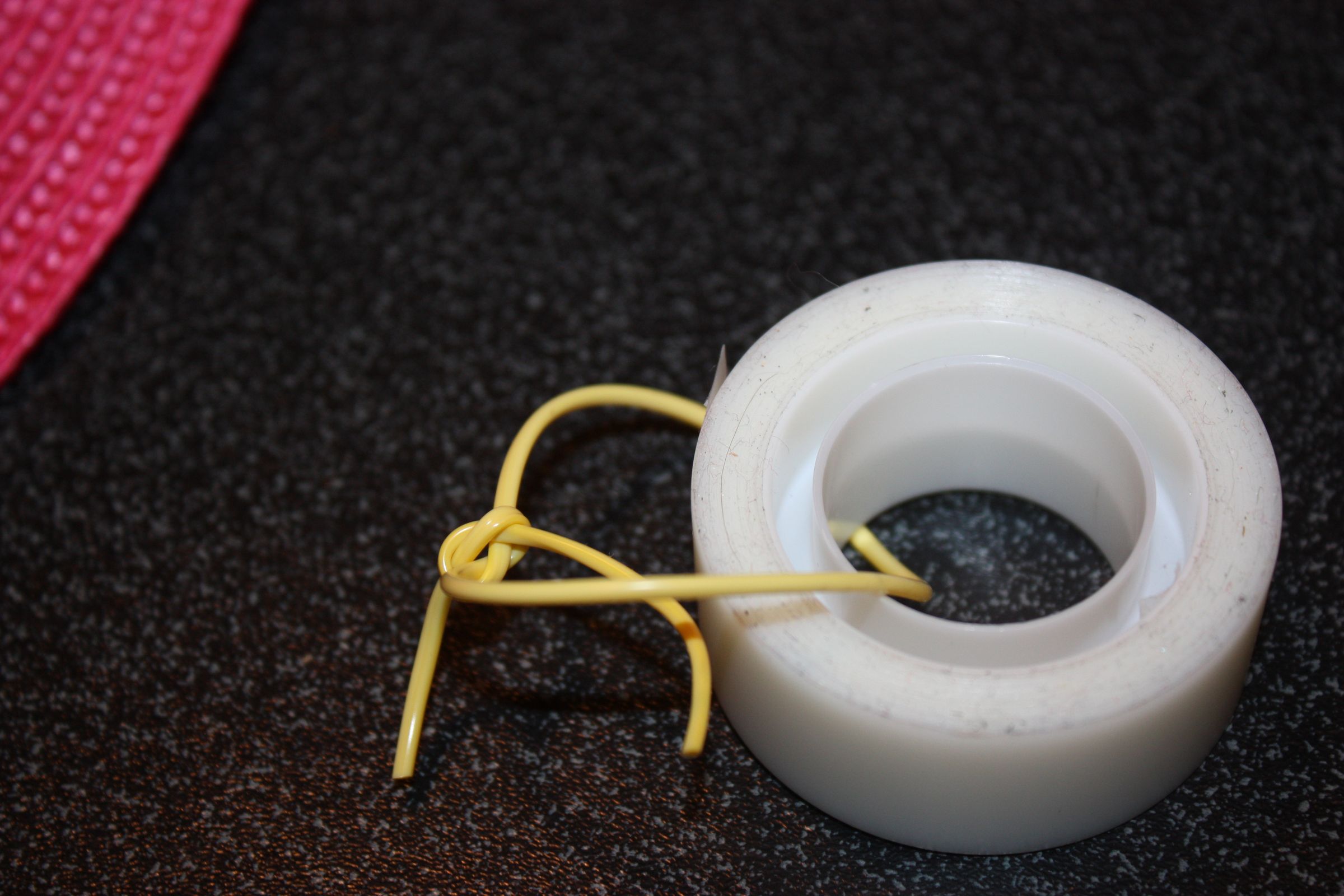 How to Use a Quick Release/metal Shackle 4 Steps (with Pictures