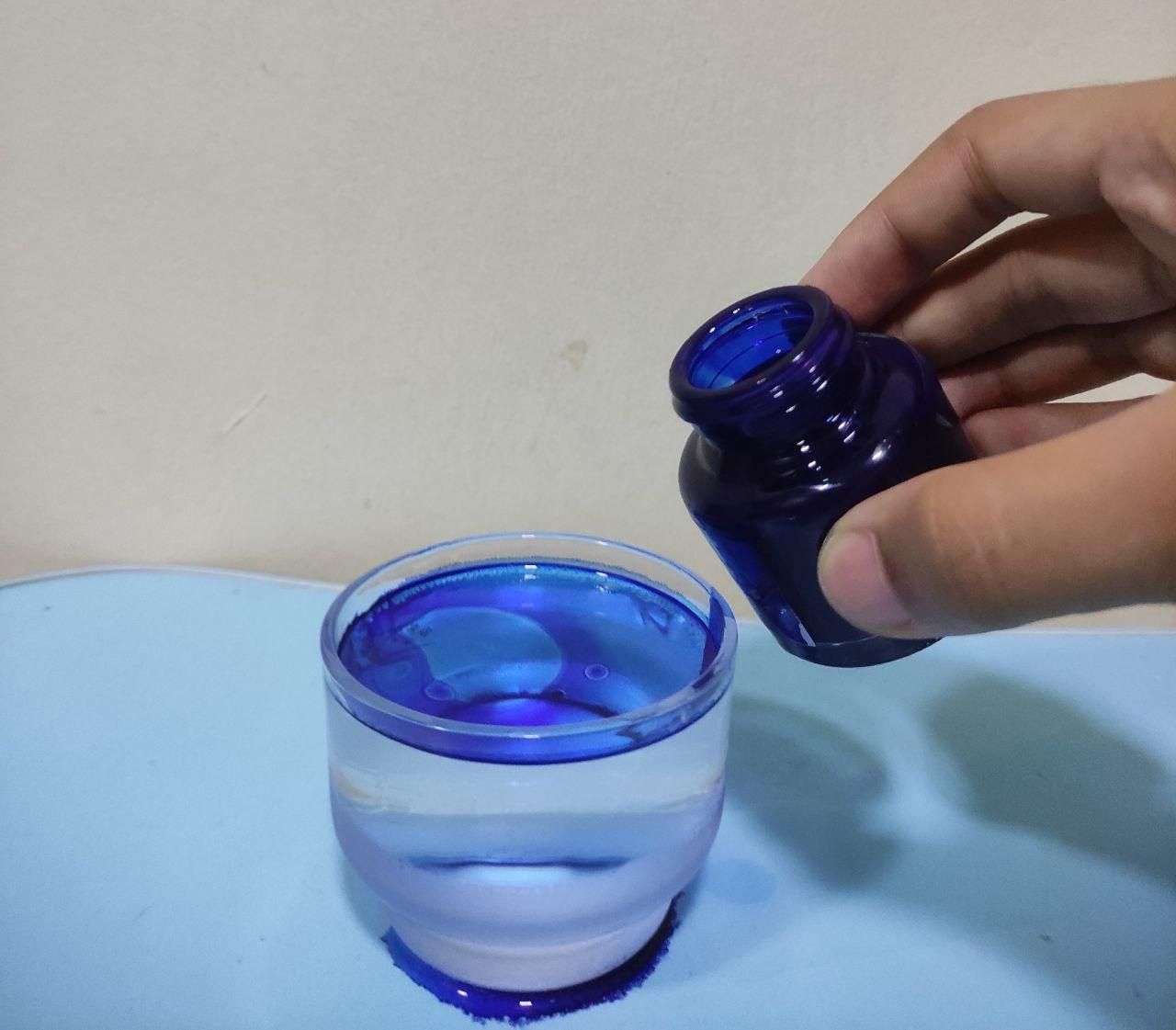 How to Make a "Lava Lamp" With Just the Things You Have at Home