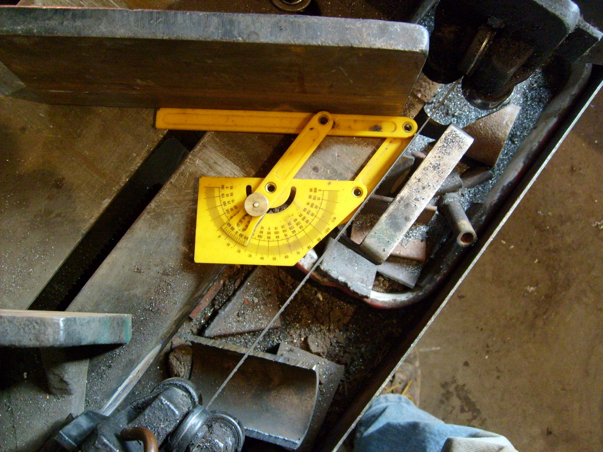 Making Perfect Pipe Saddle Cuts With a Bandsaw or Chopsaw 5 Steps