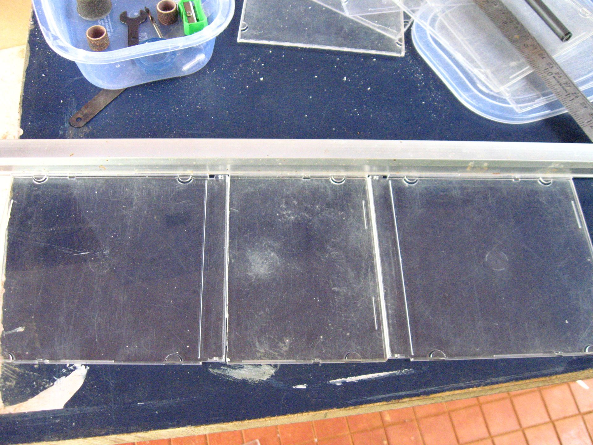 Desktop Organiser With Old CD Jewel Cases 9 Steps (with Pictures) Instructables