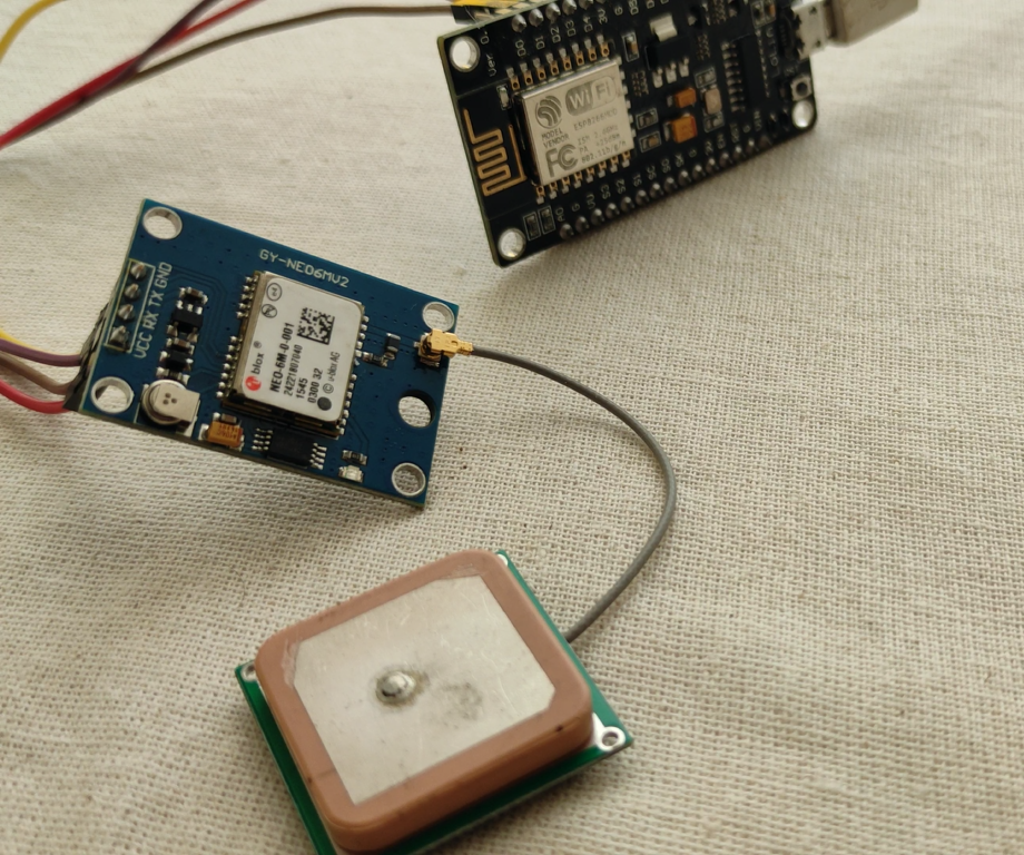 Nodemcu GPS Tacker Using Blynk App