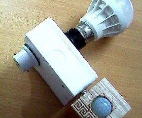 Smart Light Adapter-PIR Based