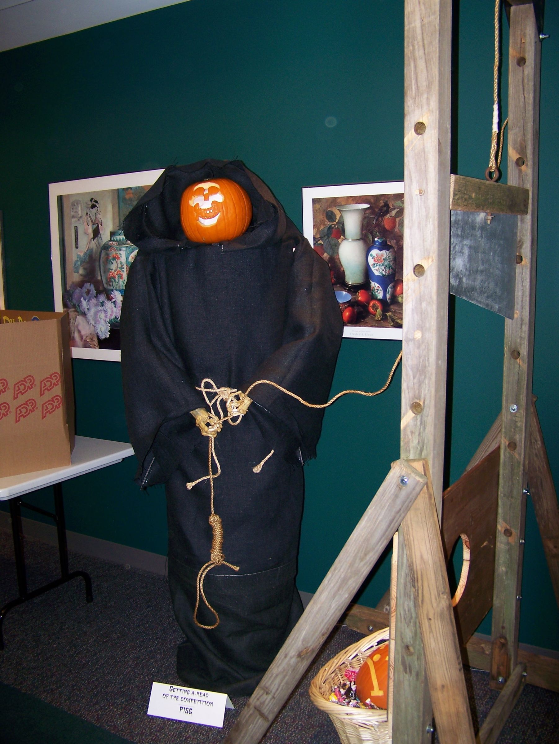 How to Convert an Old Swingset Into a Guillotine Prop for Halloween 9