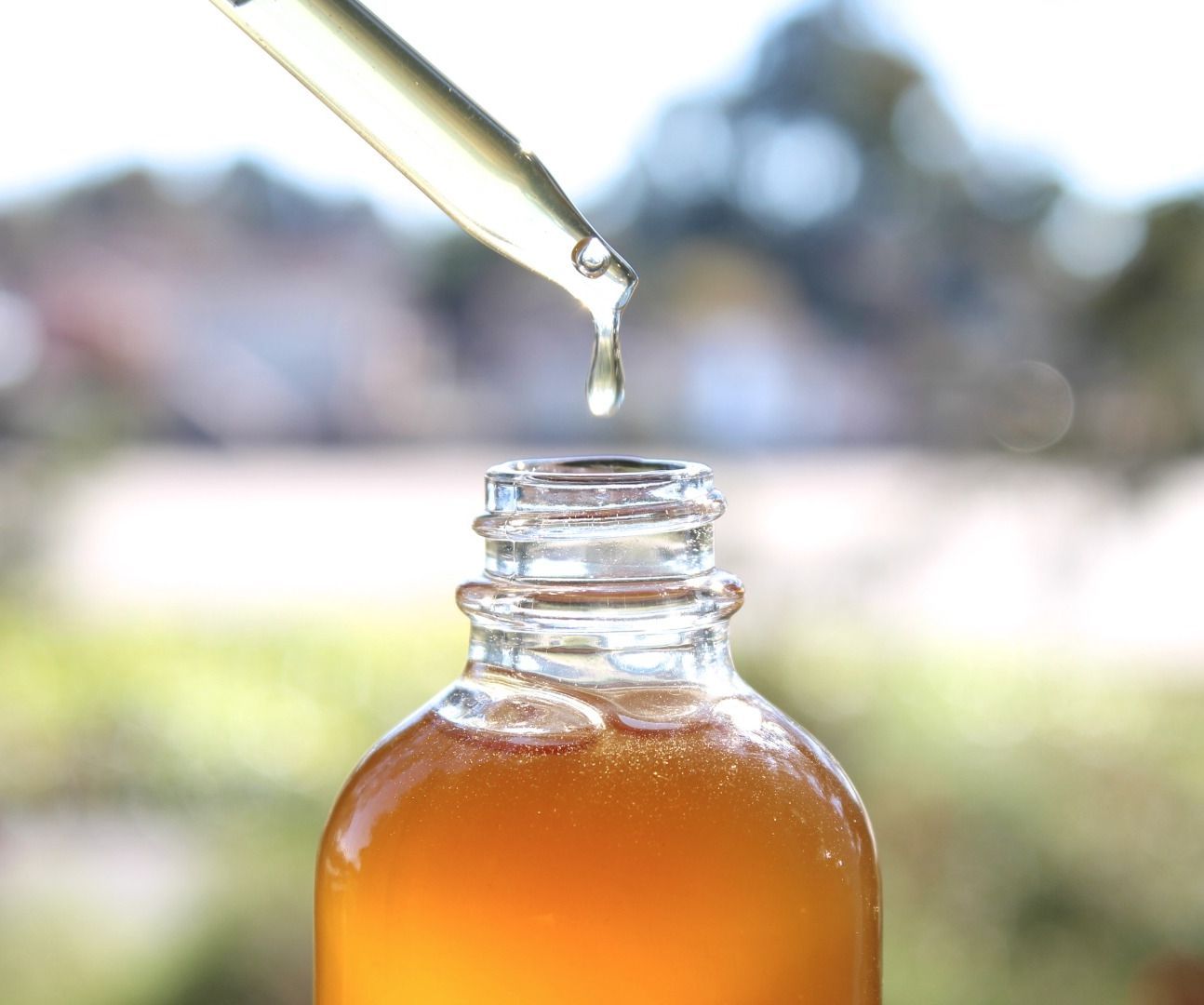 How to Make an Alcohol Free Cannabis Tincture