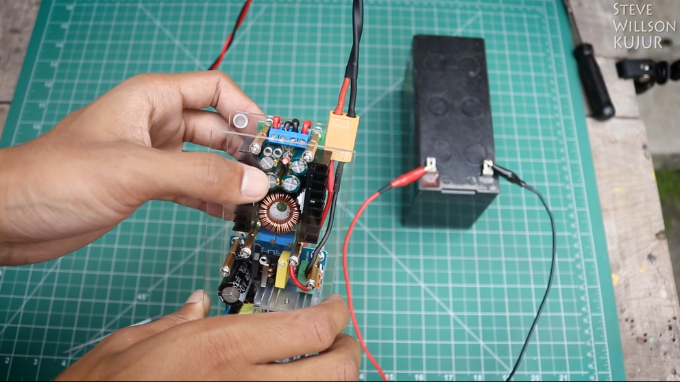 How To Make A Juul Charger With An Iphone Charger Look Like Juul Battery Phone Charger How To Make A Juul Charger With An Iphone Charger Look Like Juul Battery Phone Charger