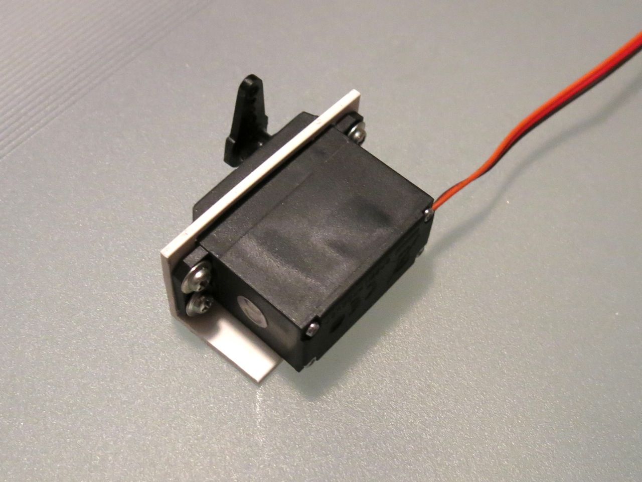 Simple PVC Servo Holder