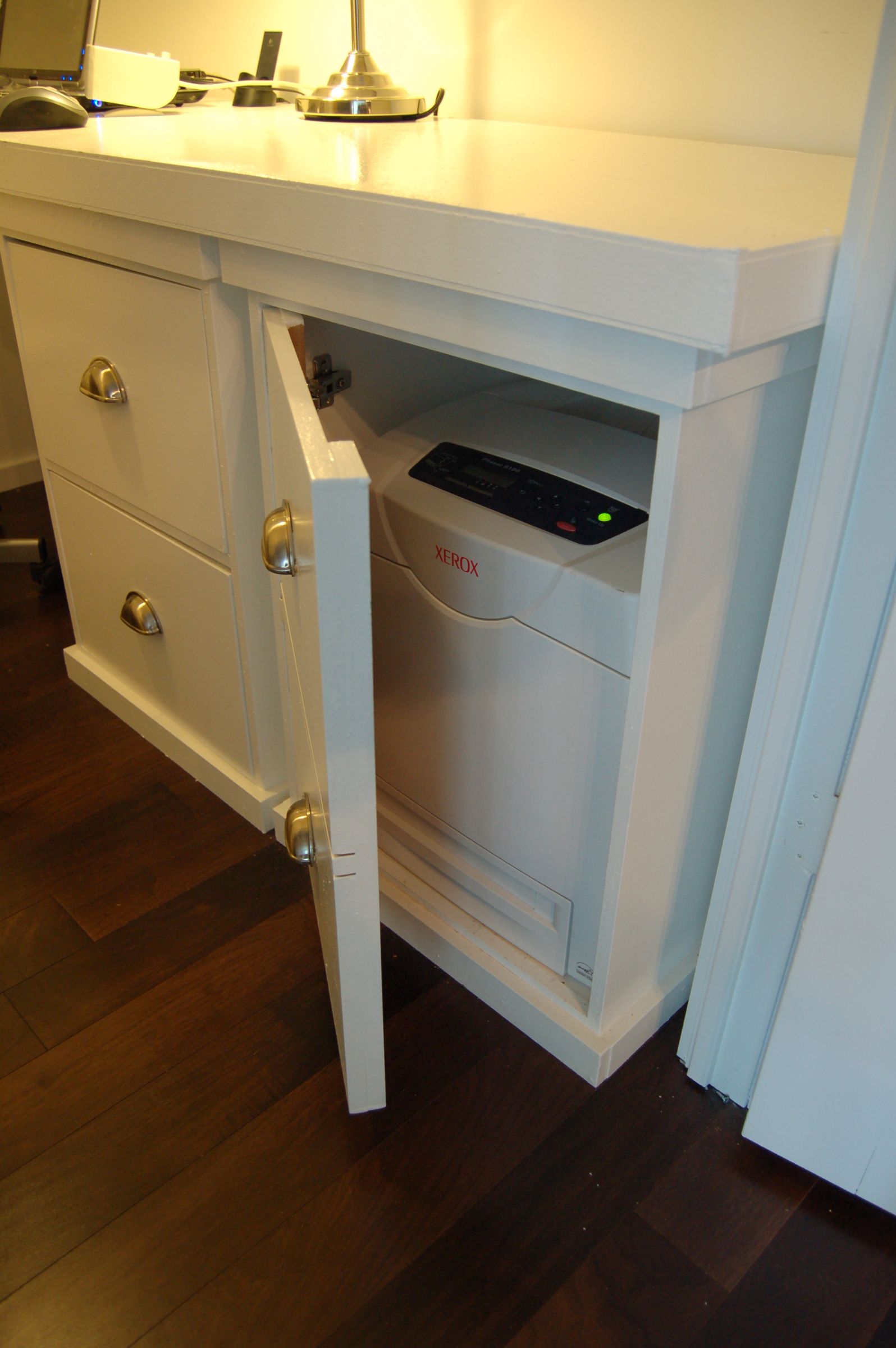 Great Looking, Inexpensive Computer Desk 14 Steps (with Pictures