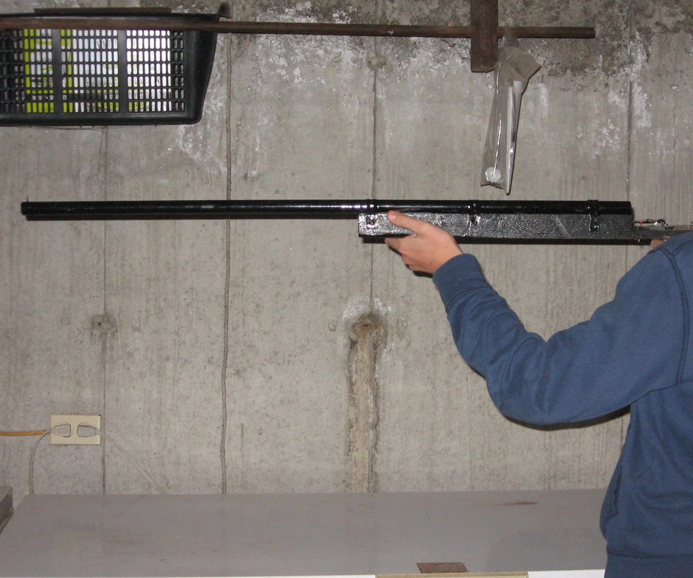 Awsome Mouse Trap Powered Riffle That Shoots and Is Very Powerfull