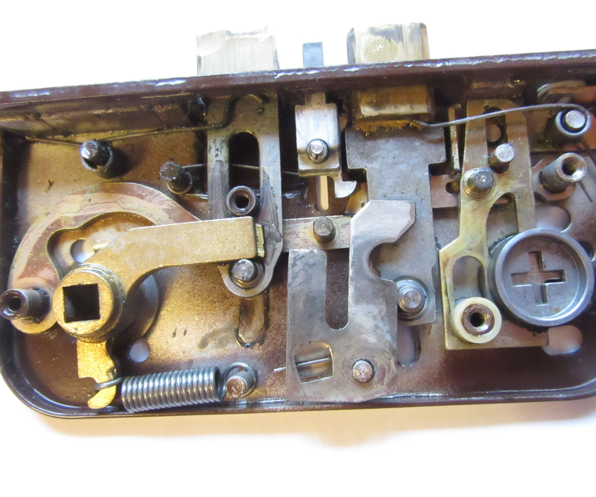 How to Disassemble a Boda 4235 Lock Case (Abloy 4235)