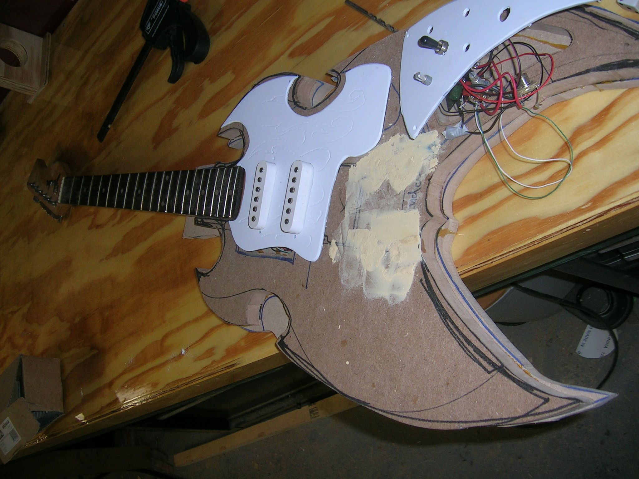 Build a Custom Electric Guitar