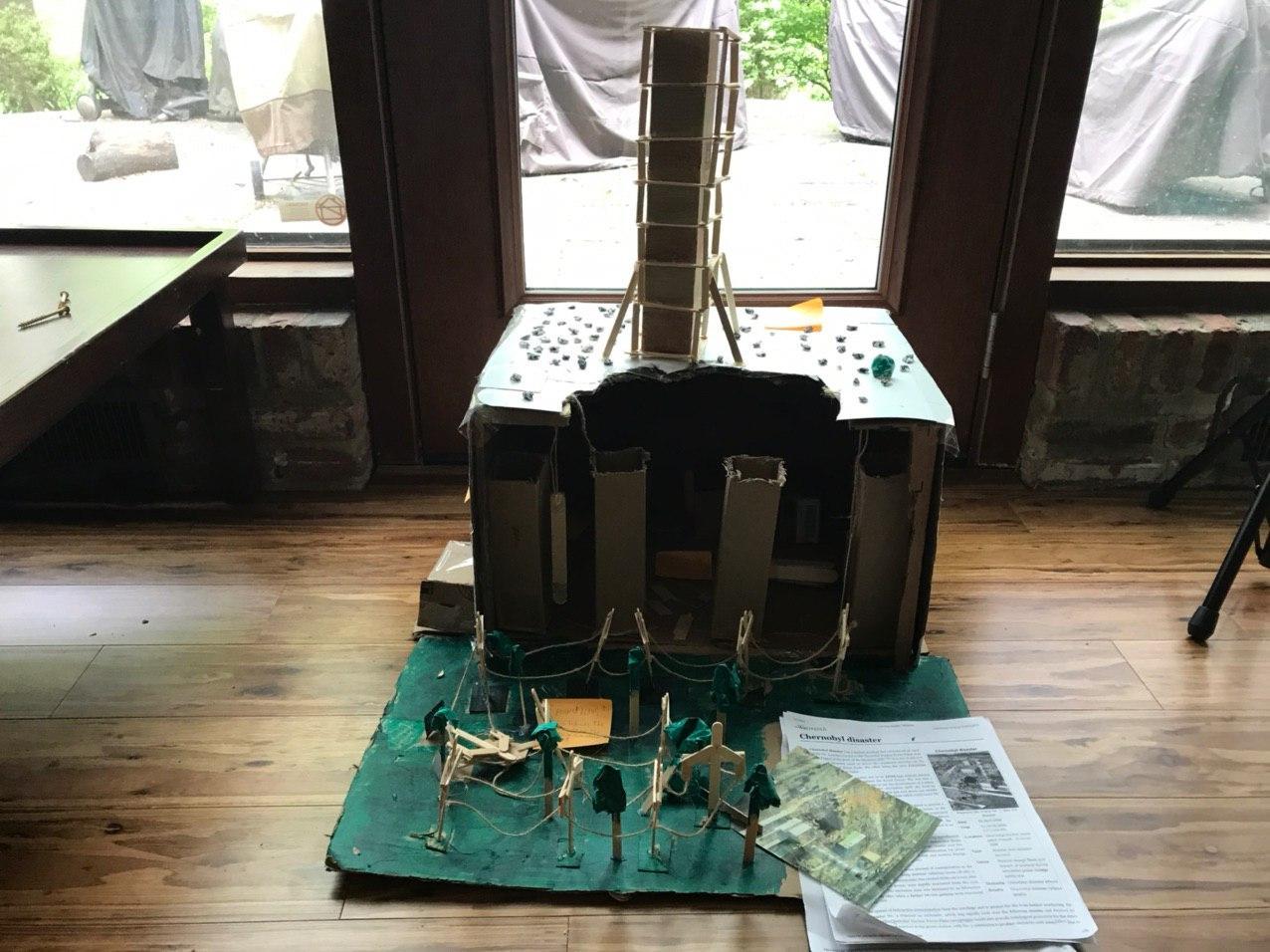 Nuclear Reactor | 原子炉　Cardboard Art 段ボール Nuclear Reactor | 原子炉 Cardboard Art 段ボール
