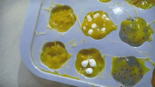 FILLING FLAVOURS AND MOLDING