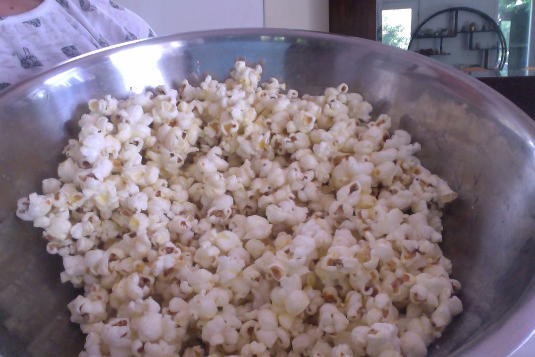 How to Make Sweet and Salty Popcorn