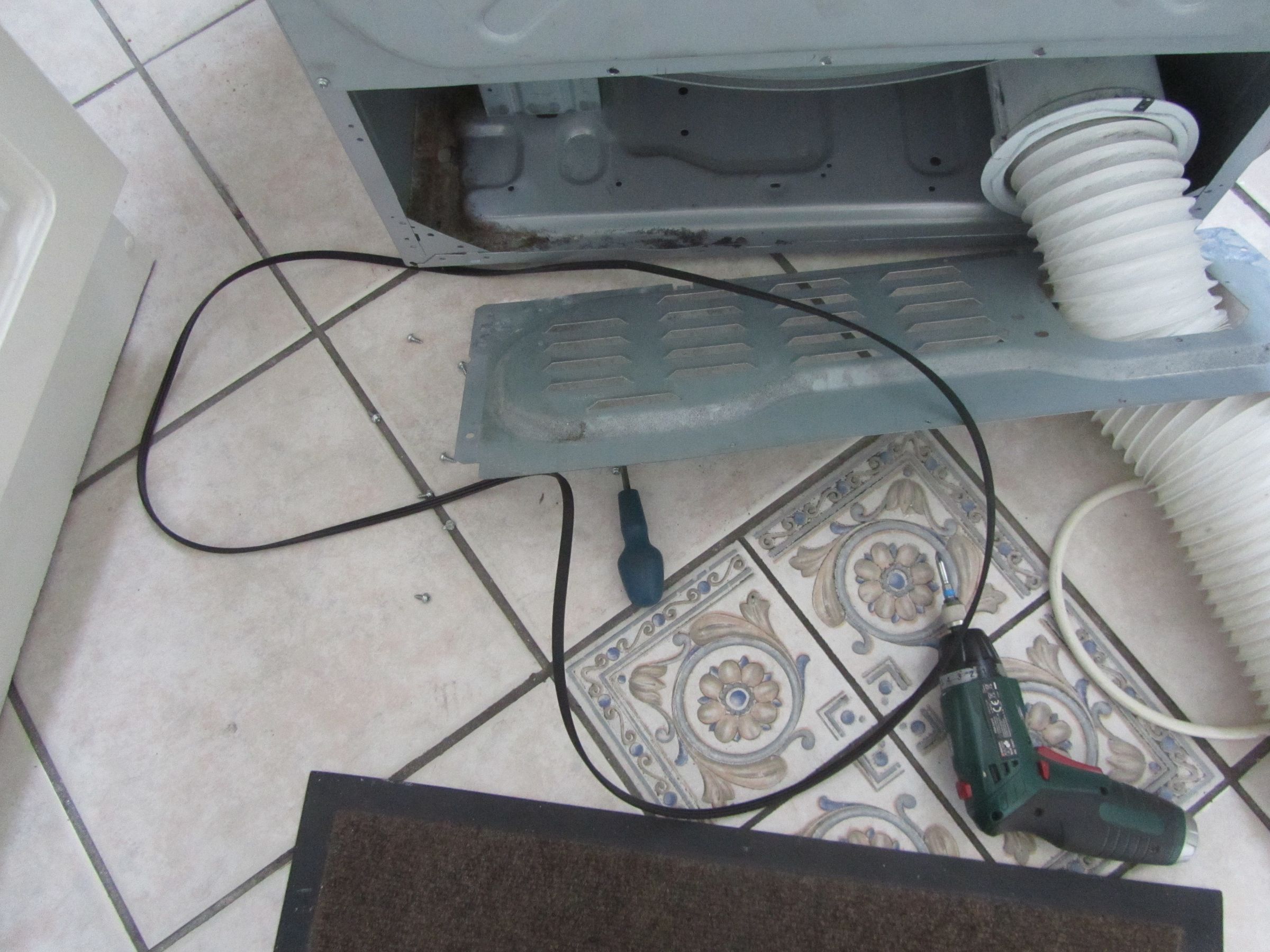 Repairing a Damaged Tumble Dryer Rear Bush Housing 4 Steps (with