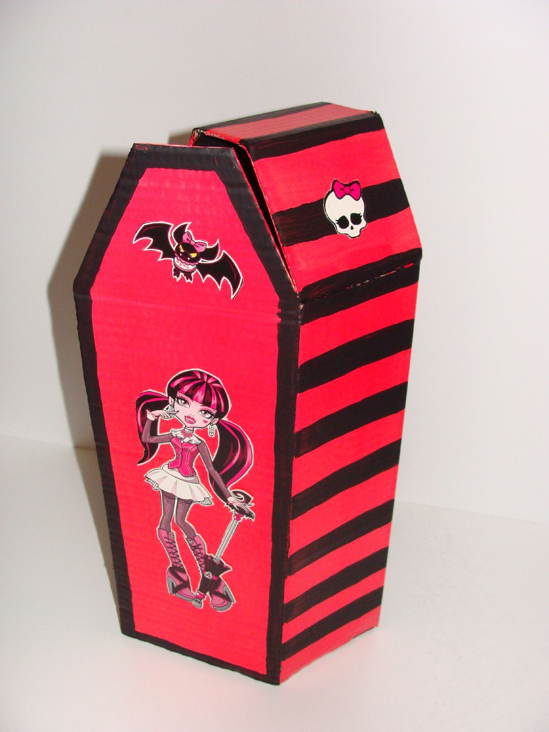 Vampire Doll Coffin From Cardboard