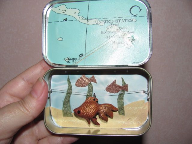 Altoids tin Pocket Fish Tank