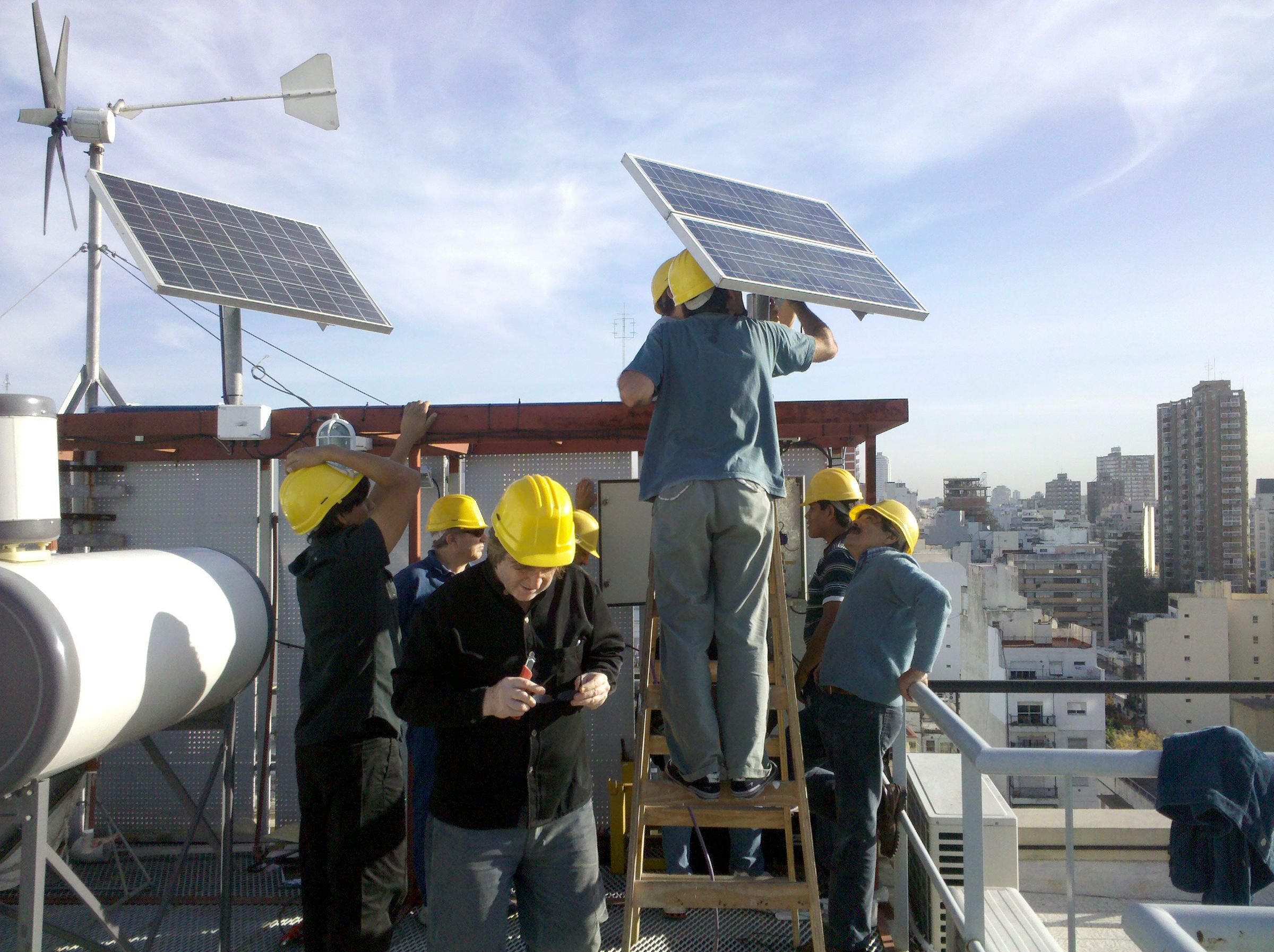 Metodo de Calculo Sistemas Fotovoltaicos: Metodo de Corrientes (Version en Espa�ol)