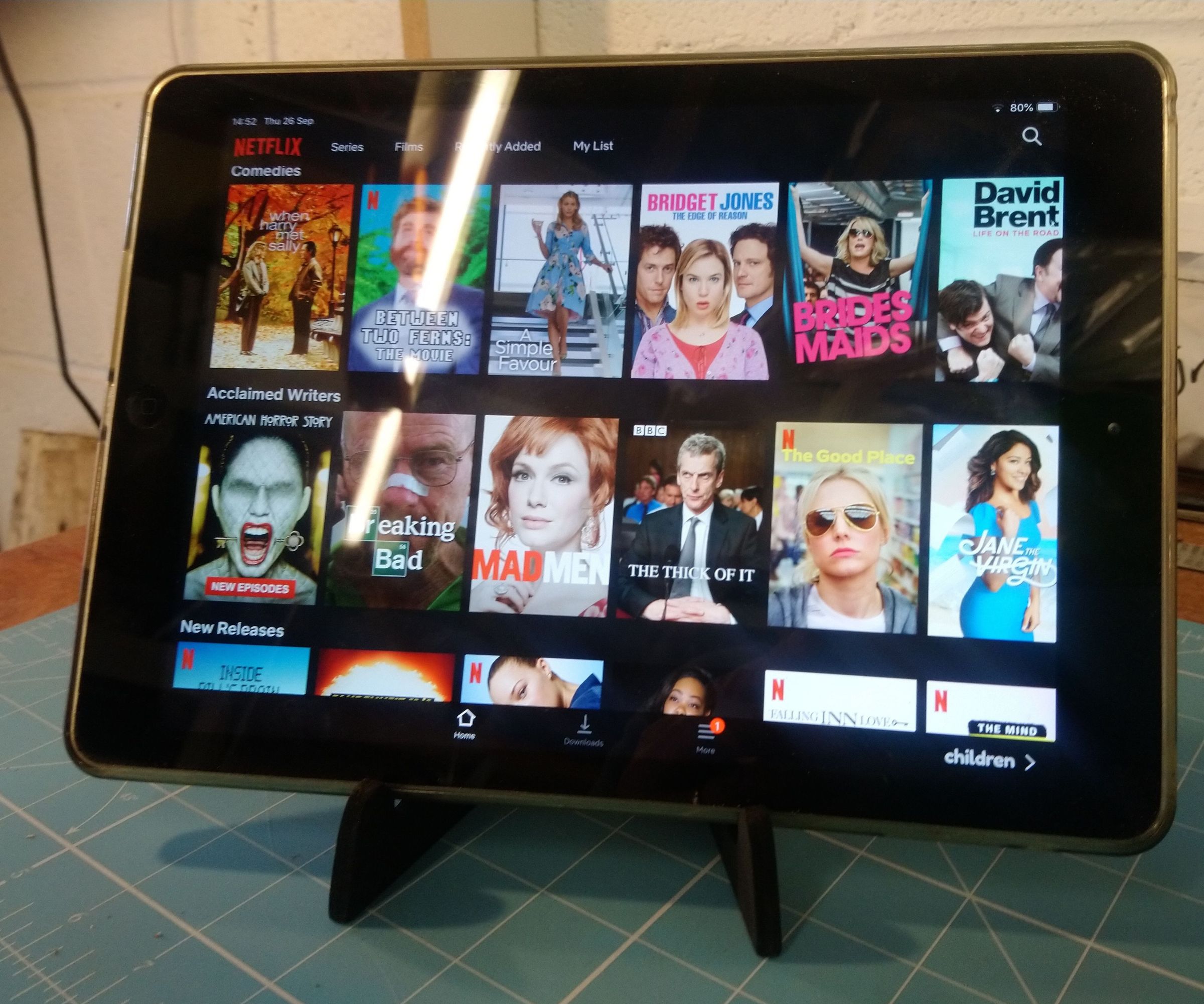 Super Quick Travel IPad Stand
