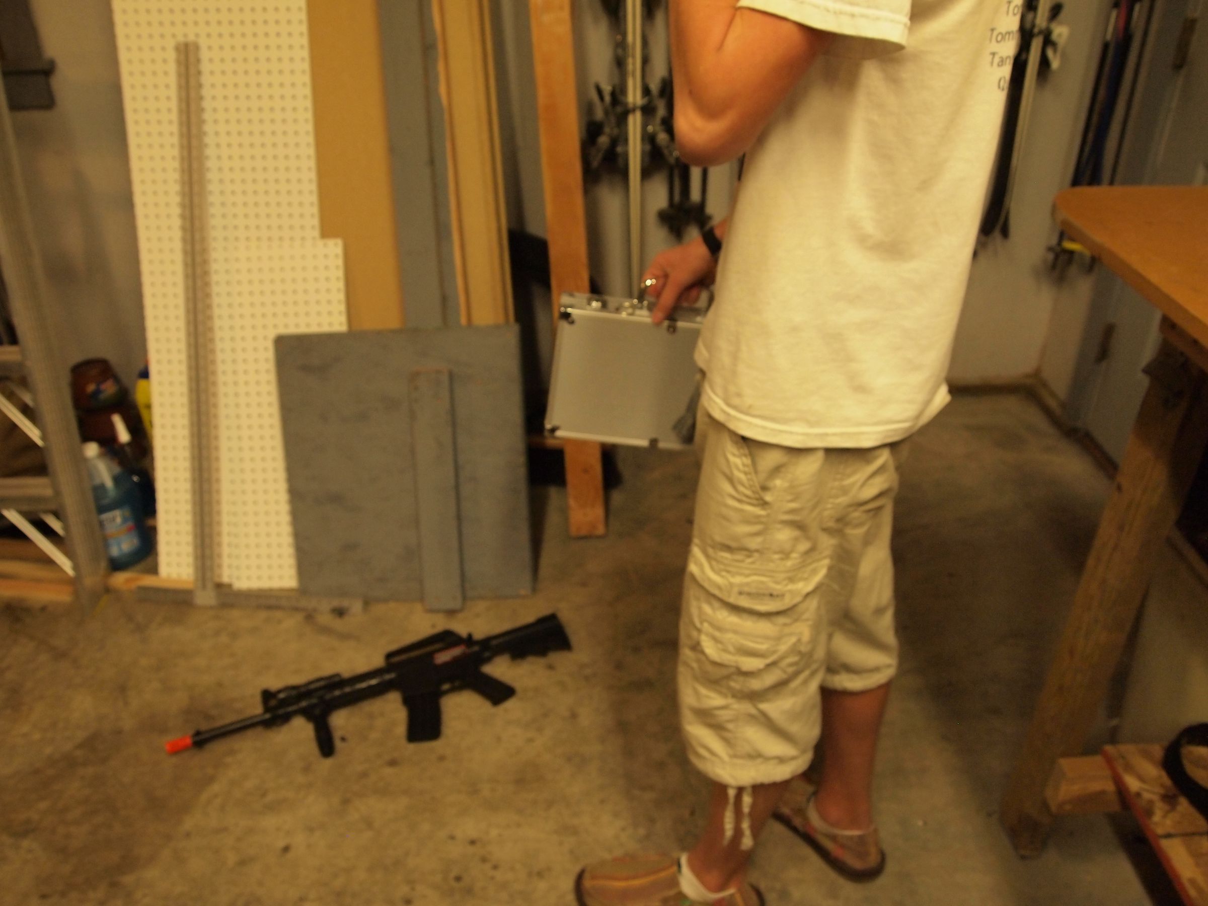 Hidden shot spy briefcase