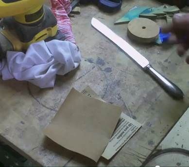 How to Quarter Sandpaper