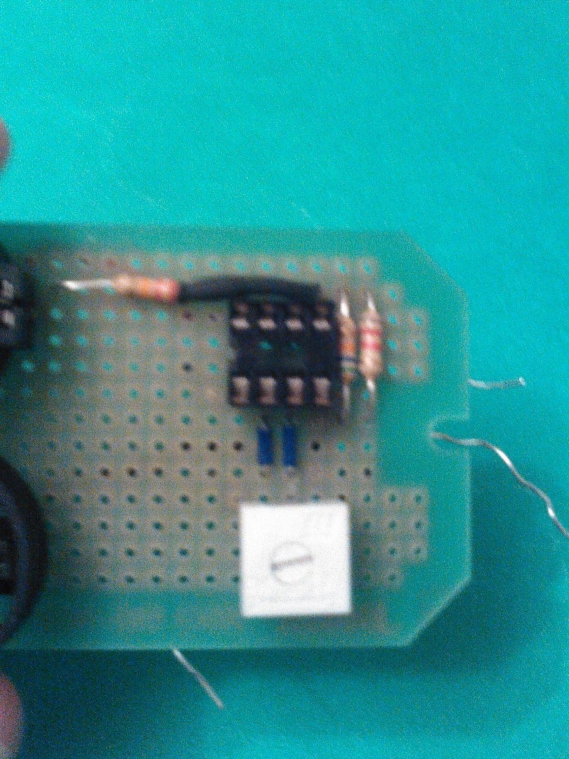 Resistors to IC Socket, Pin 5