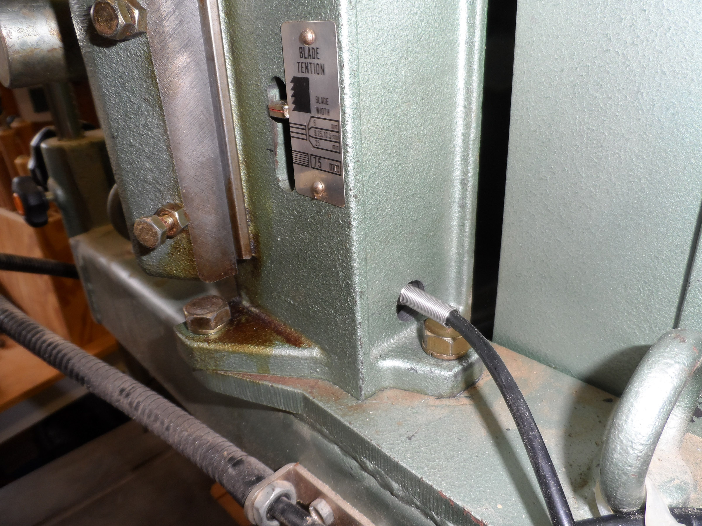 Digital Bandsaw Blade Tension Gauge 14 Steps (with Pictures