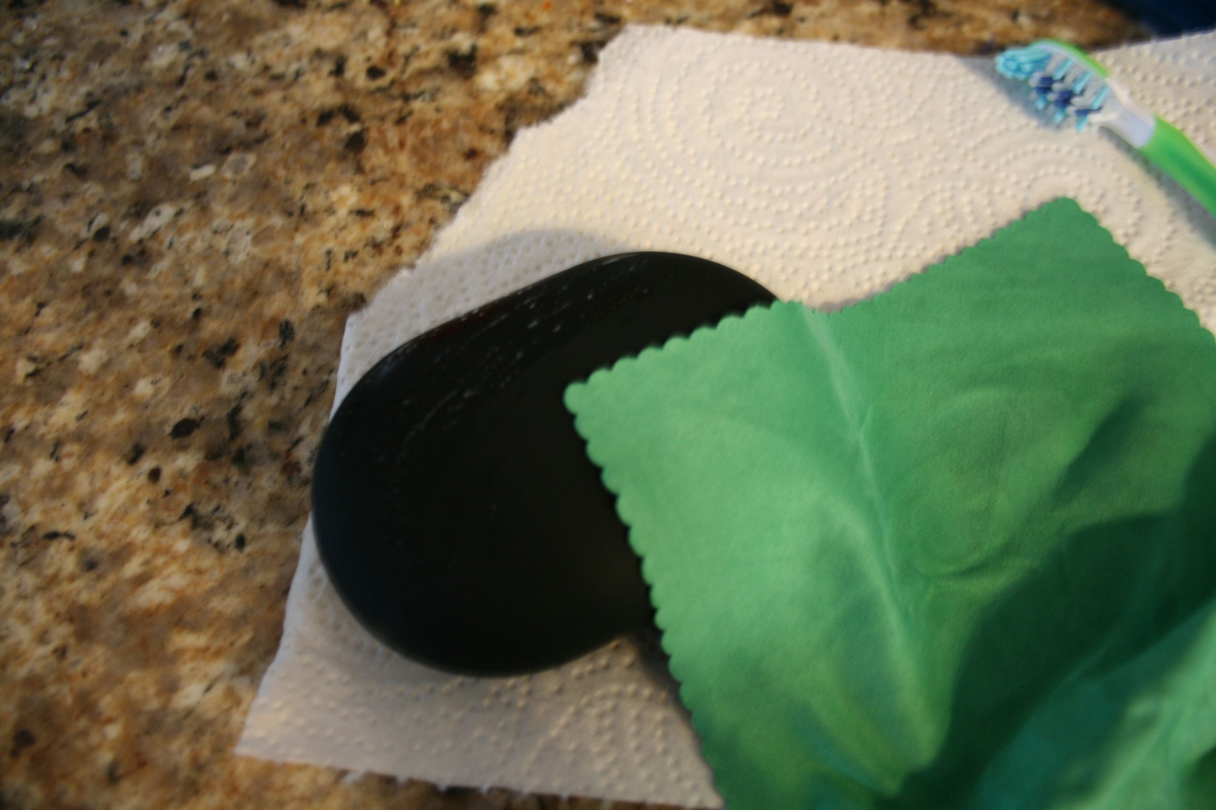 How to Clean Silicone Cases 3 Steps Instructables