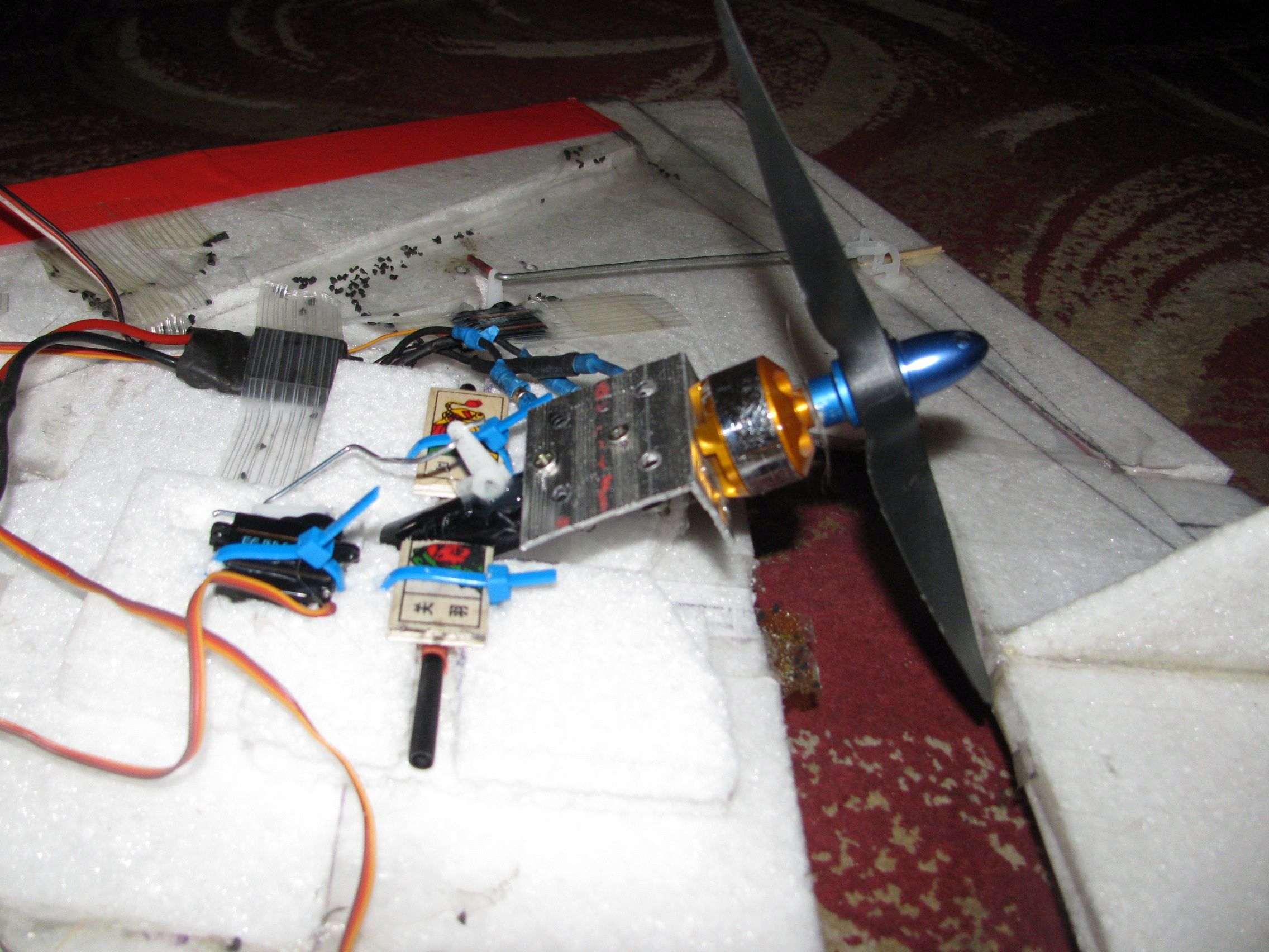 Scratchbuilt Foam Delta Wing With Elevating Motor Mount