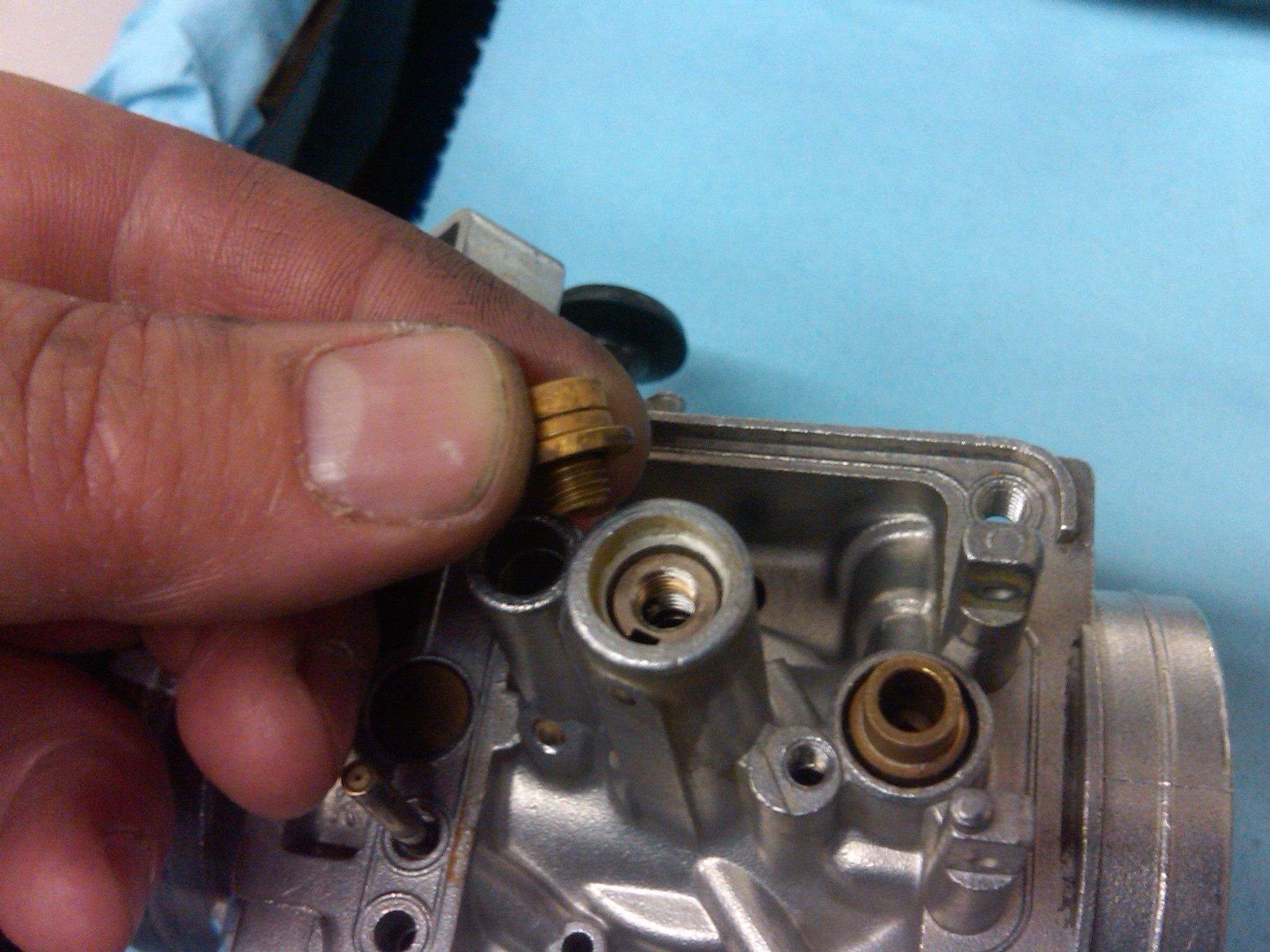 How to Clean a Carburetor (with Pictures) Instructables
