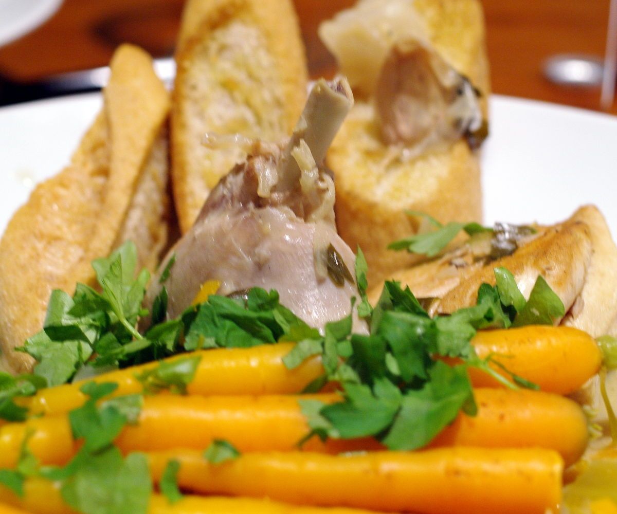 Chicken With 40 Cloves of Garlic