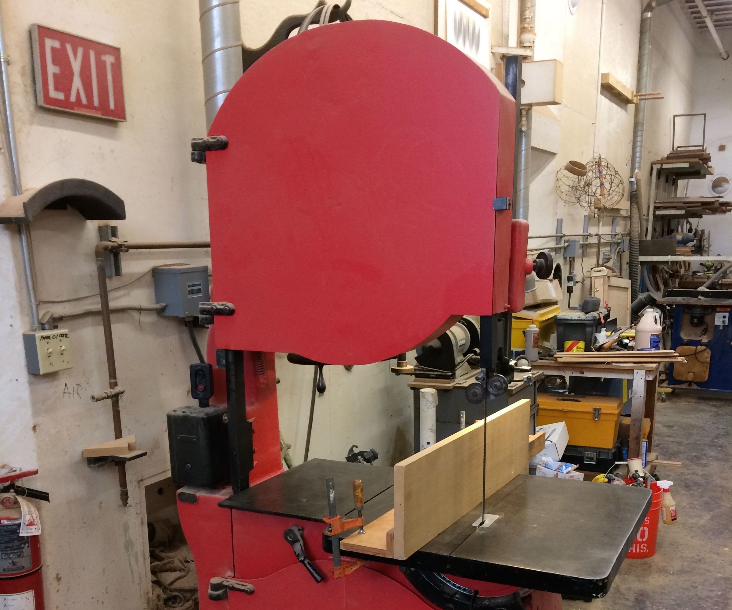 Get the Drift: Tuning the Bandsaw for Ripping Wood With a Fence. 