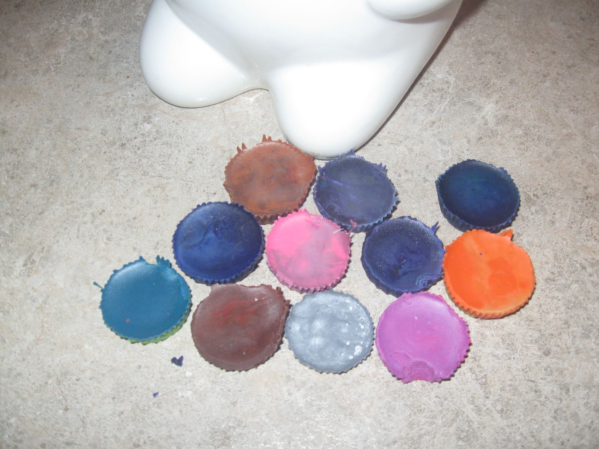 Making Muffin Crayons