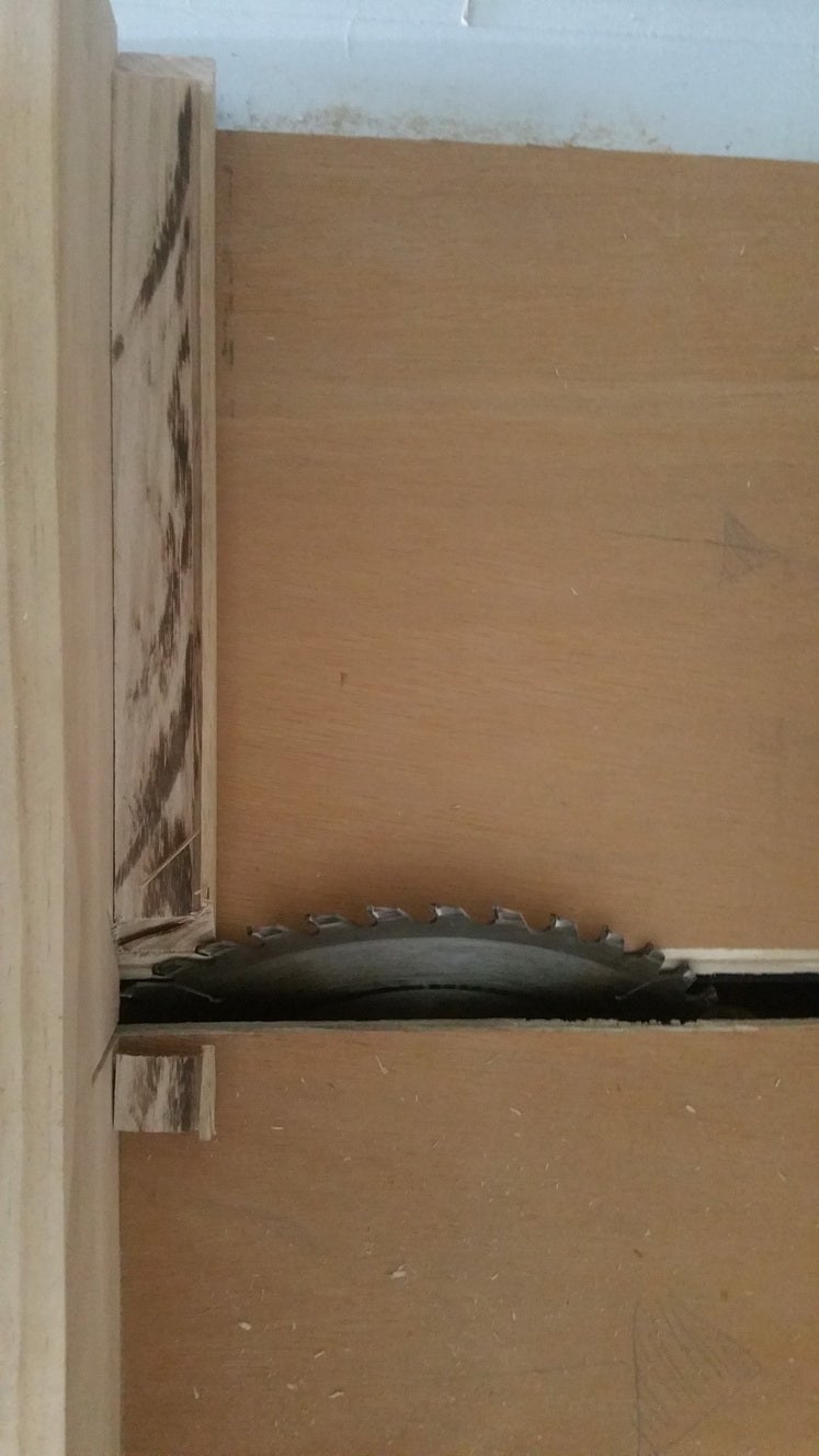 Cut the Miter Joints and Glue the Frame
