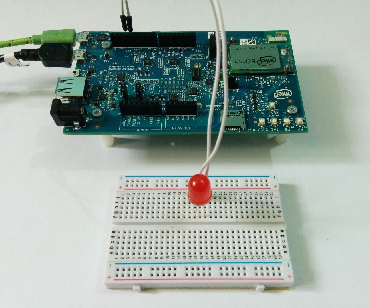 Getting Started With Edison - Blinking an LED From the Console