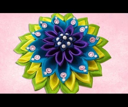 DIY Craft for Girls : Kanzashi Satin Ribbon Flower Hair Accessory