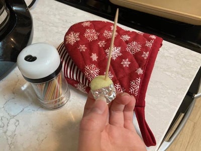 Take Cupcakes Out