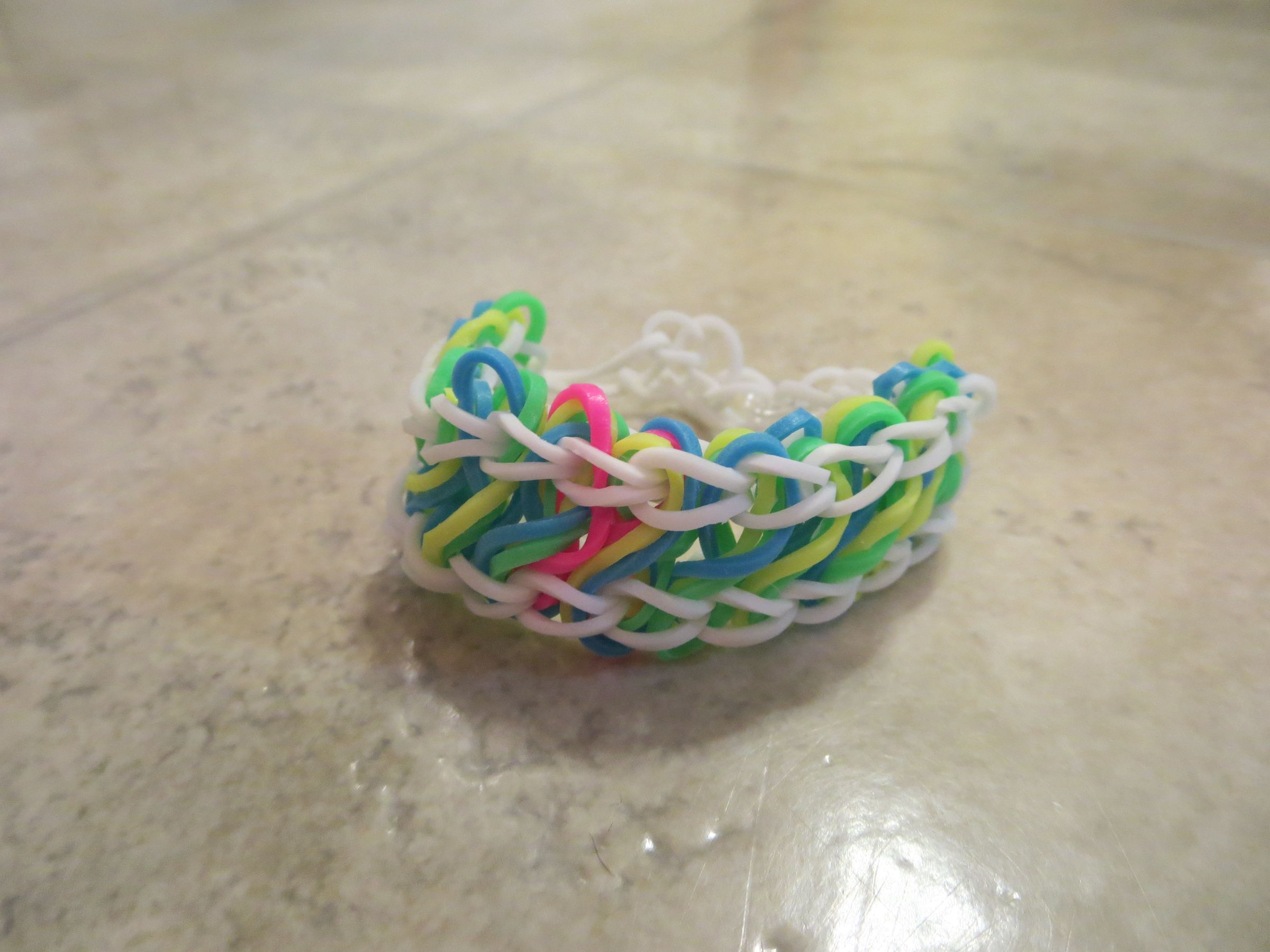 Taffy Twist Rainbow Loom Bracelet 14 Steps (with Pictures