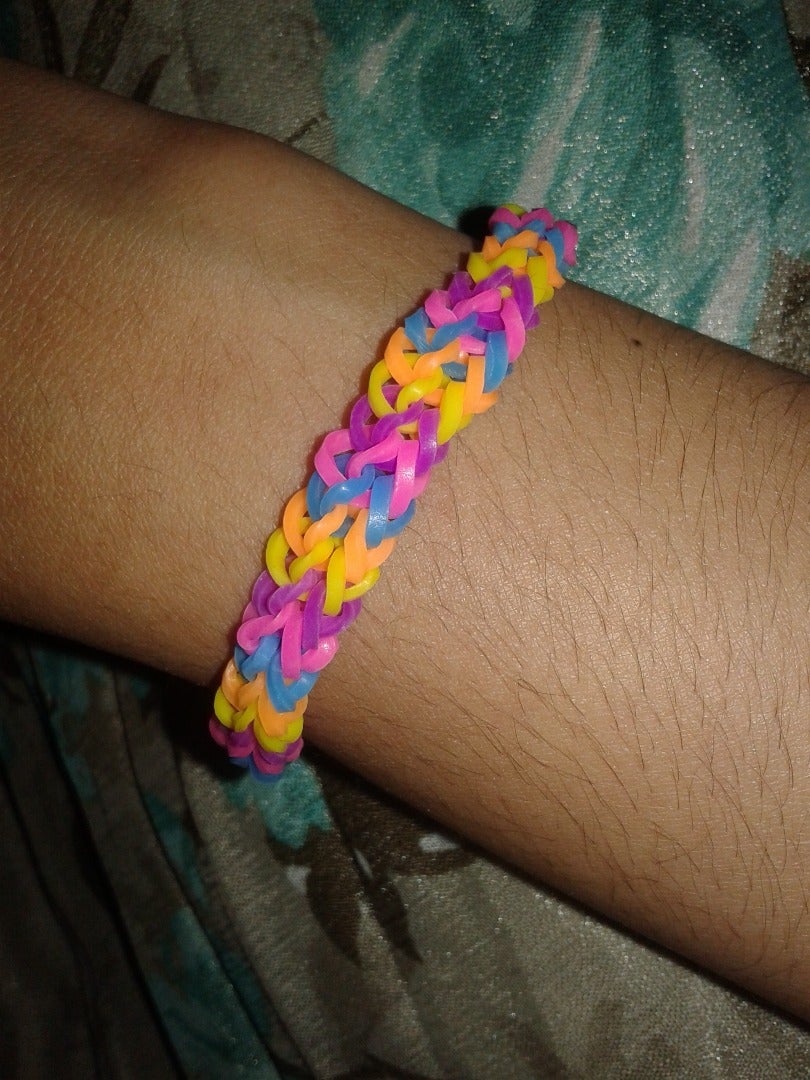 How to Make a Loom Band on Fork : 6 Steps - Instructables How to Make a Loom Band on Fork : 6 Steps - Instructables