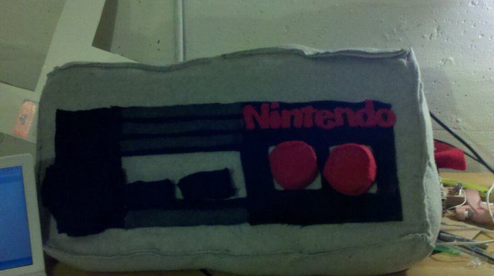 A Nintendo Controller Pillow that really works!
