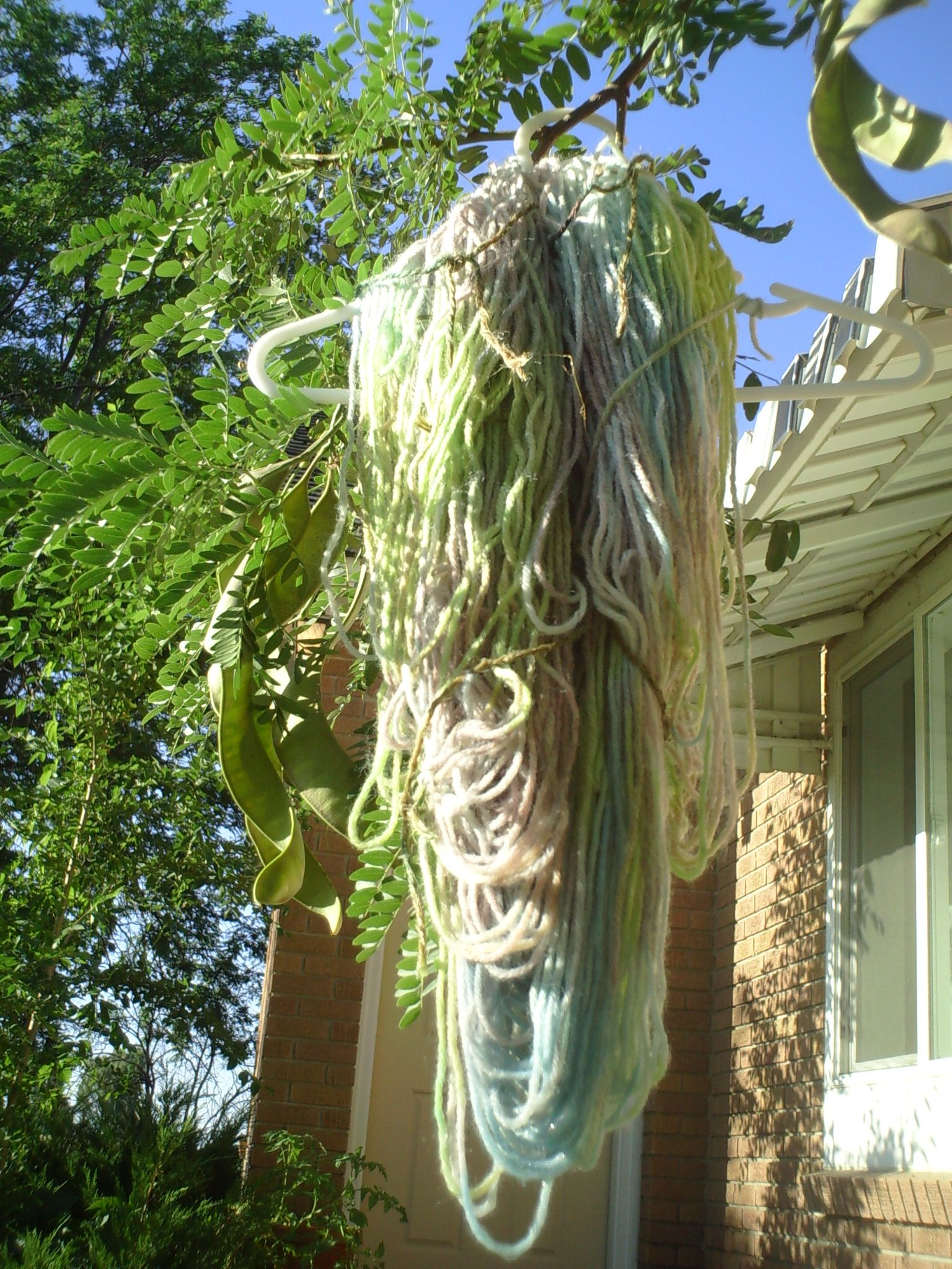 Hand DyeYarn Using Coloured Ice Cubes & the Sun